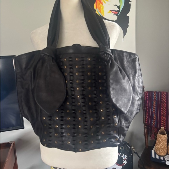 Frye Like New Jade Elegant Black Studded Tote Bag - Picture 6 of 11